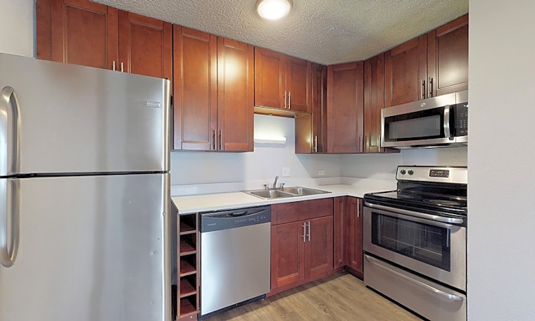 What apartments will $1,300 rent you in North Aurora, today?