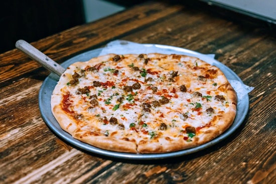 Your guide to the 3 most popular spots in Jacksonville's Arrowhead neighborhood