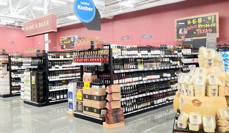 New H-E-B location makes Meyerland Area debut