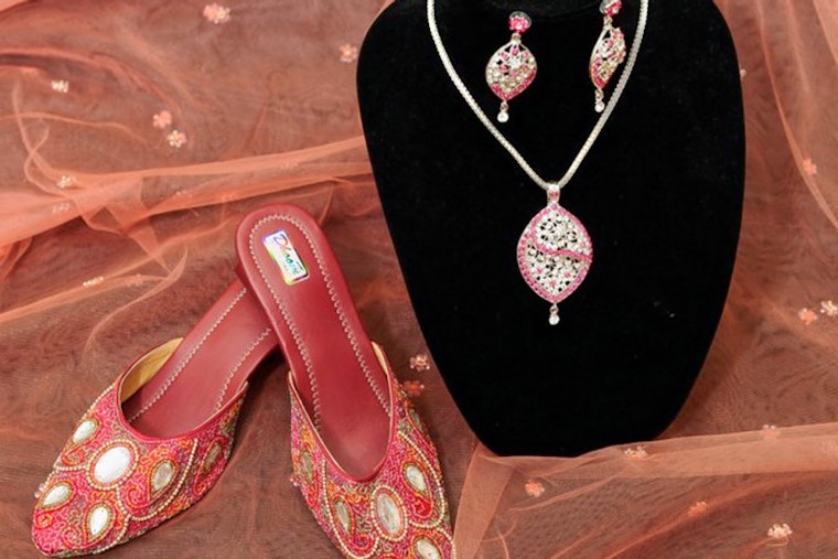 3 top spots for accessories in Sunnyvale