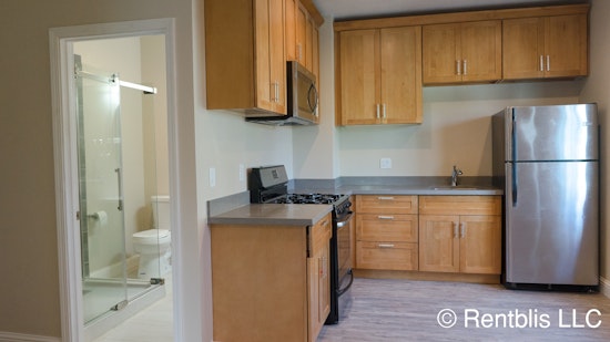 What will $1,700 rent you in Oakland, right now?