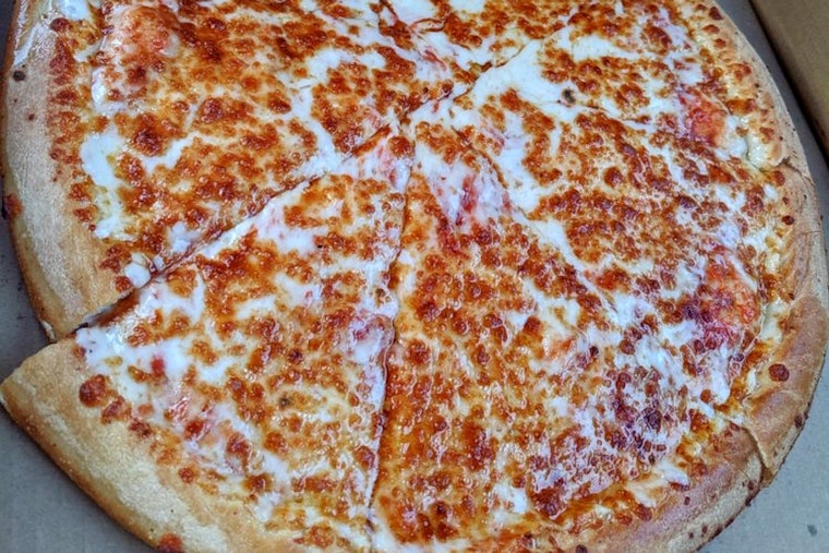Santa Ana's top 4 spots for low-priced pizza