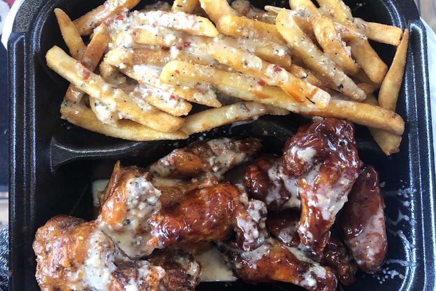 Indianapolis 4 Favorite Spots For Low Priced Chicken Wings