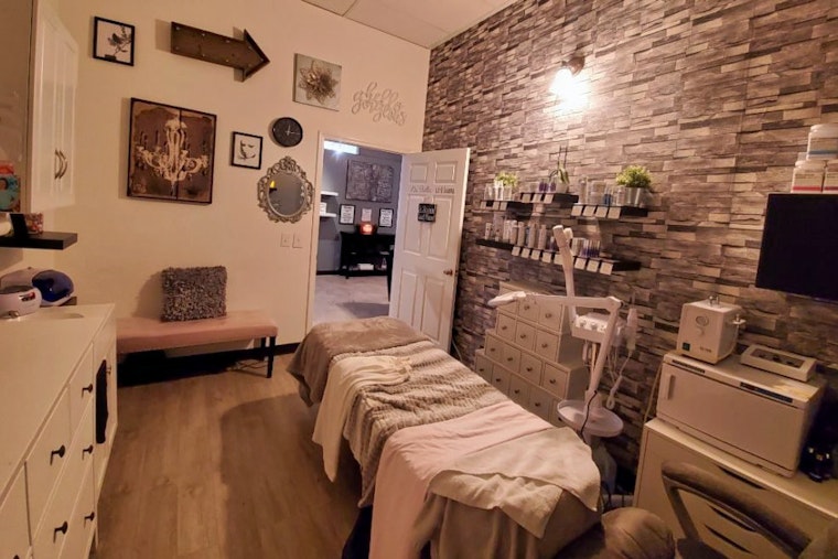 Henderson's 3 top spots to score eyelash service on a budget