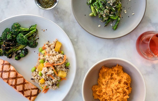 Mixt salad lounge opens in former La Rondalla space