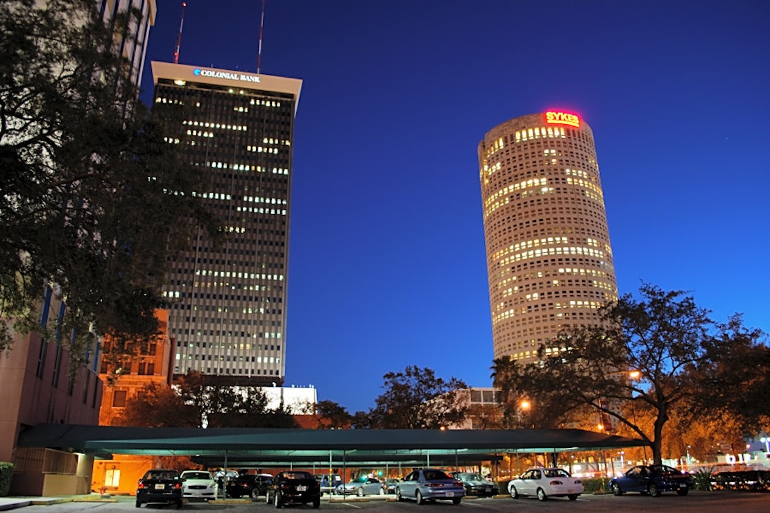 Top Tampa news: Search on for suspect in fatal shooting; $20K reward for dolphin killers; more