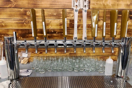New North Center brewery Burning Bush Brewery opens its doors