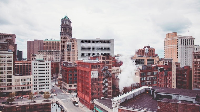 Top Detroit news: Council urges halt to water shutoffs; 1 Detroit vehicle gets top safety rating