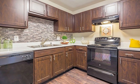 Apartments for rent in Aurora: What will $1,700 get you?