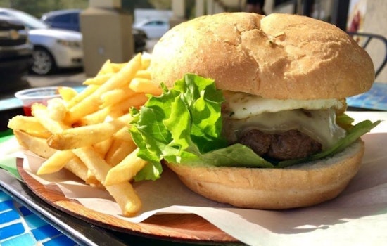 Jacksonville's 4 best spots for inexpensive burgers