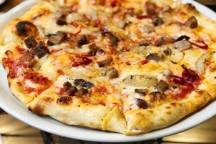 Explore the 4 most popular spots in Minneapolis's Southeast Como neighborhood