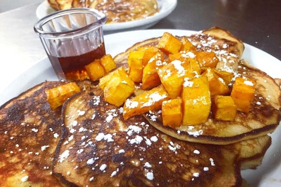 Explore the top 4 restaurants in Detroit's Rivertown neighborhood