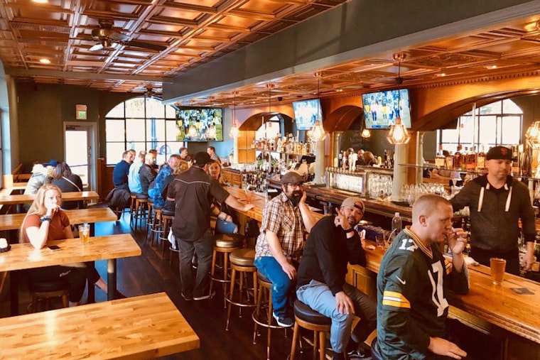 Childhood friends team up for relaxed 'neighborhood bar' in Parkside