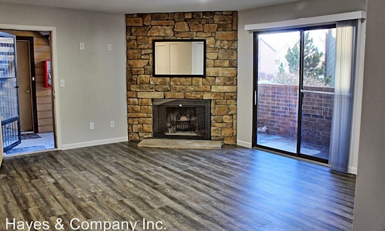 Apartments for rent in Aurora: What will $1,900 get you?