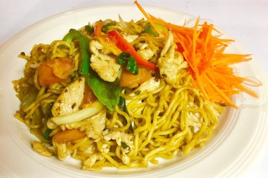 New restaurant i Thai Kitchen opens in northwest