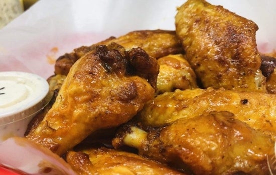Orlando's 3 best spots for cheap chicken wings