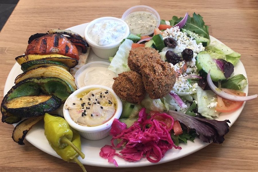 New Mediterranean spot Lemon Zest Cafe debuts in Van Nuys