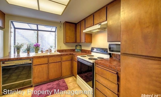 What apartments will $1,800 rent you in Pocket right now?
