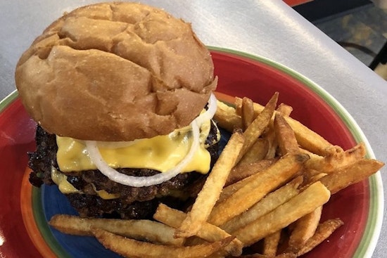 St. Louis' 3 best spots for low-priced burgers