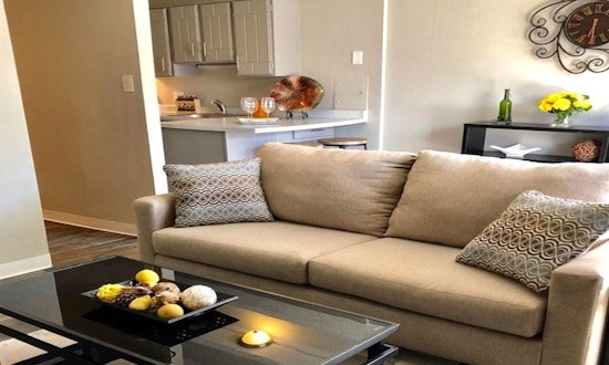 Budget apartments for rent in North Aurora