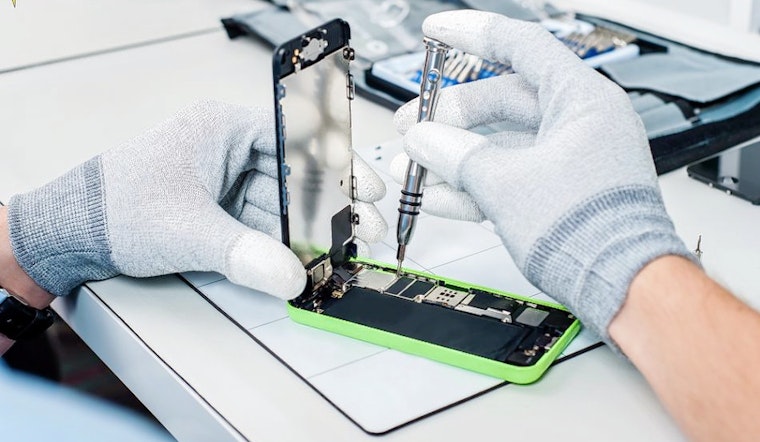 The 4 best electronics repair spots in Henderson