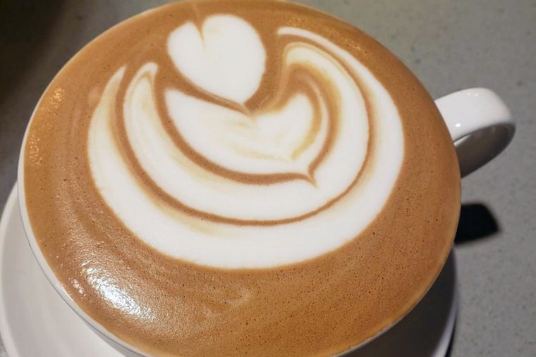Earnest Hall makes Sunnyside debut, with pizza, coffee and more
