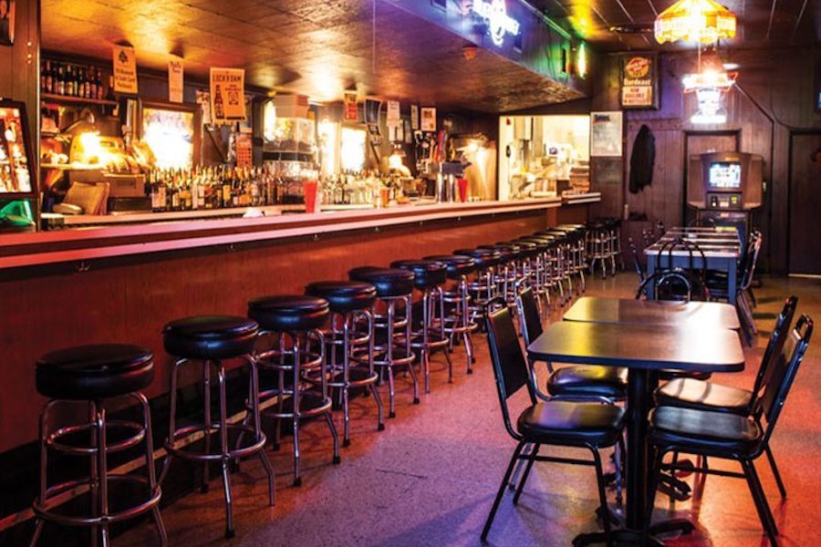 Explore 4 top inexpensive bars in Minneapolis