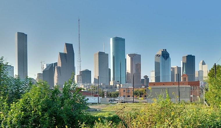 Top Houston news: Missing woman, 86, found; man killed while chasing stolen truck in cemetery; more