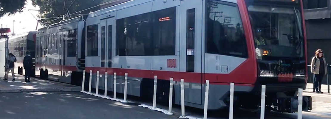 New LRVs running in 2-car trains on N-Judah line