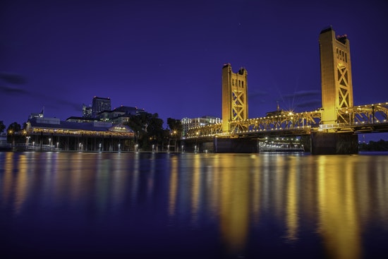 Top Sacramento news: Steinberg reelected as mayor; chase ends with suspect shooting self: PD; more