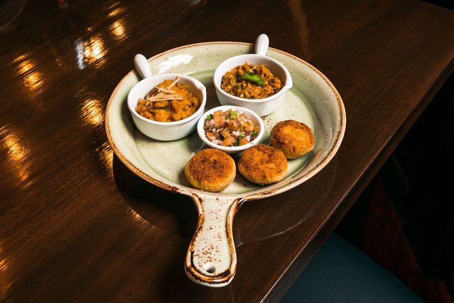 New Indian spot Paisley debuts in Tribeca