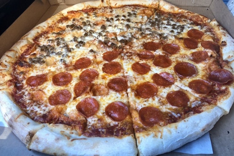 Find pizza and more at Midtown's new Triple Jays Pizza Bar