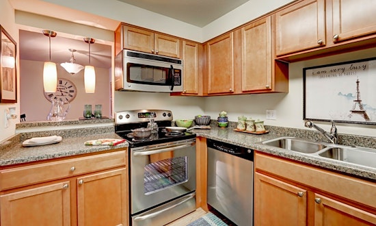 Apartments for rent in Aurora: What will $1,100 get you?