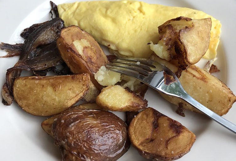 New 3 Squares Diner in Uptown puts its own twist on comfort food classics