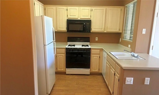 Apartments for rent in Henderson: What will $900 get you?