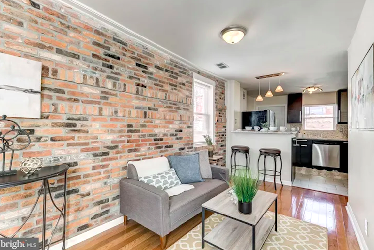 What apartments will $1,600 rent you in SBIC, today?