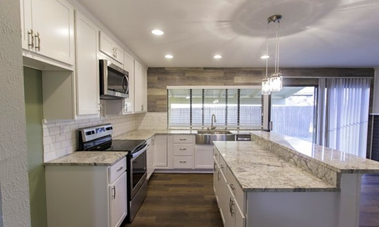 Apartments for rent in Plano: What will $2,100 get you?