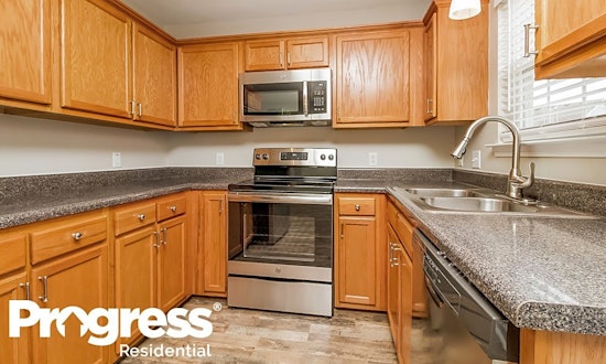 What apartments will $1,600 rent you in Villages of Long Hunter, today?
