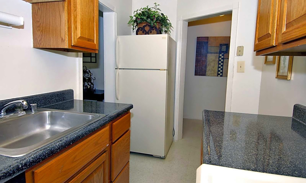 Budget apartments for rent in Glen Oaks, Baltimore