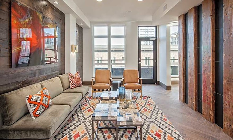 What apartments will $1,700 rent you in Pearl District, right now?