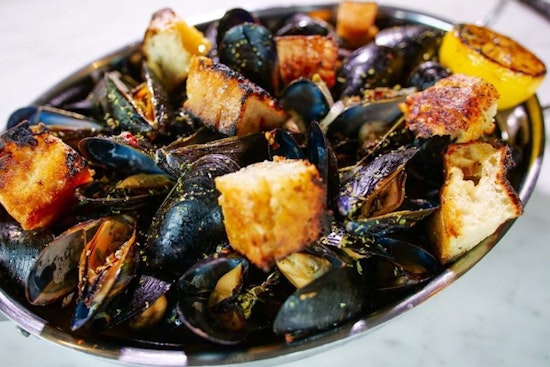New Staten Island Italian spot PastaVino opens its doors