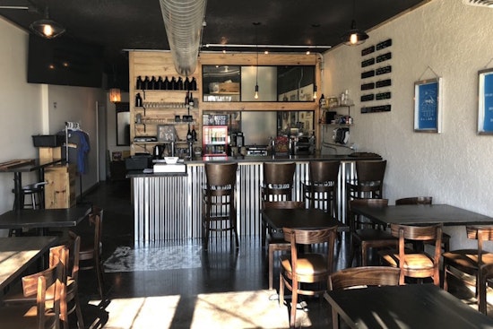 New South Tabor beer bar Brewery 26 opens its doors