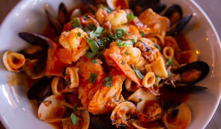 Your guide to the 4 most popular spots in Mesa's Superstition Springs neighborhood