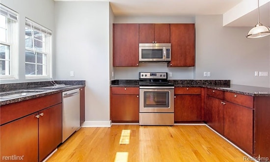 Apartments for rent in Detroit: What will $2,400 get you?
