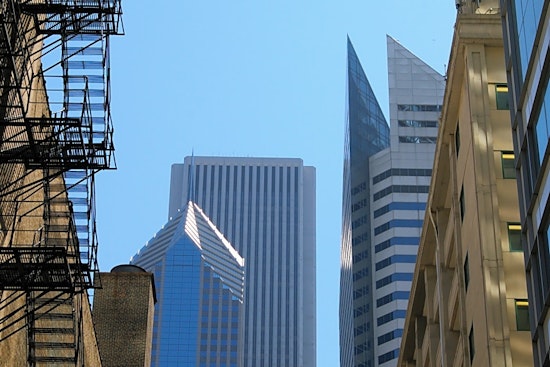 Top Chicago news: Bars, restaurants ordered to close; Navy Pier closes temporarily; more