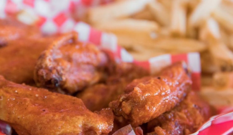 Long Beach's 3 best spots for inexpensive chicken wings