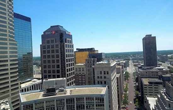 Top Indianapolis news: Two-thirds of school districts closing; bars, restaurants halt dine-in; more