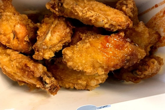 Pittsburgh's 3 favorite spots to score chicken wings, without breaking the bank