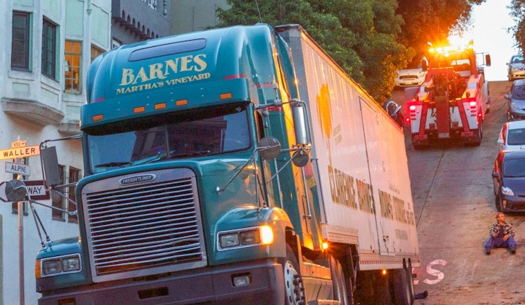 Moving Truck Stuck For 10 Hours On Waller And Alpine