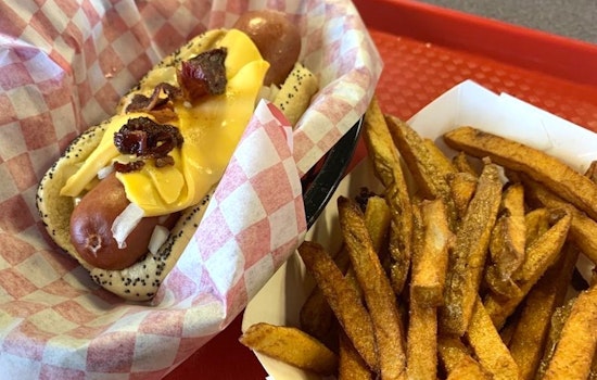 4 top spots for hot dogs in Indianapolis